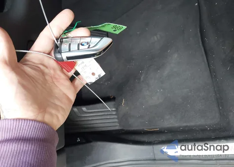 2022 BMW X6 xDrive40I z USA, uszkodzony, nr VIN 5UXCY6C08N9J42392